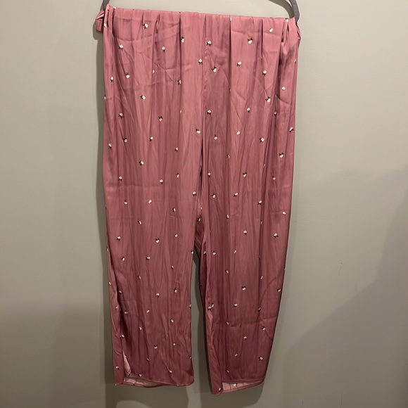 Pajama Set - Picture 4 of 5